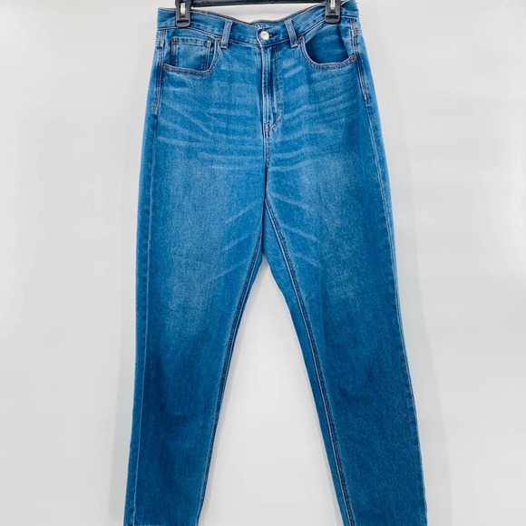 American Eagle Mom Jean Relaxed fit High Waisted Casual Denim Medium Wash Sz 6 - Picture 4 of 13